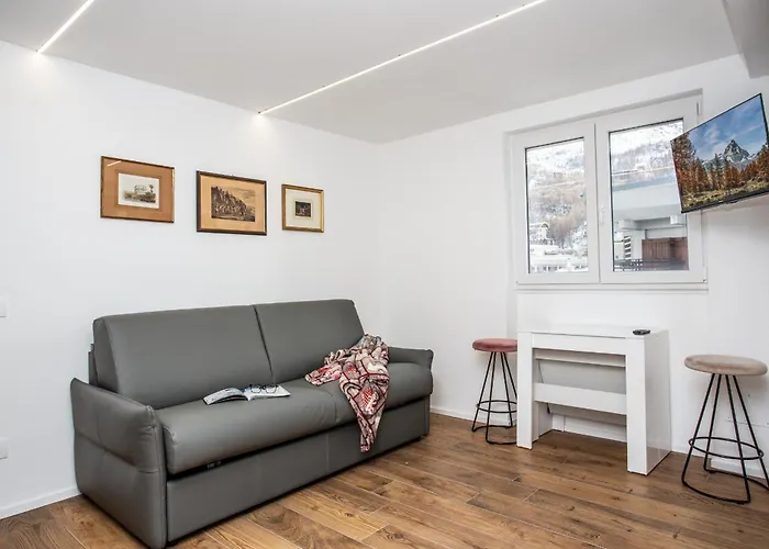 Апартаменти Gate - Main Street By Cervino View Experience *